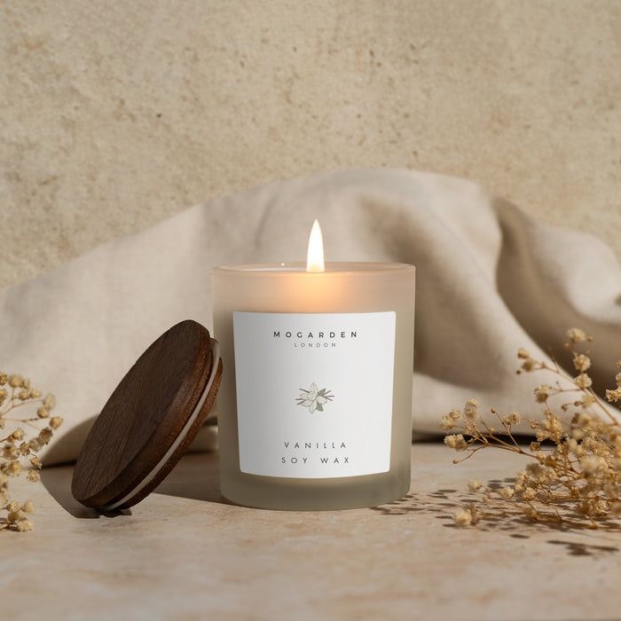 Luxury Vanilla Candle - Vanilla Amber Floral Soy 220g | Scented Candle Gift