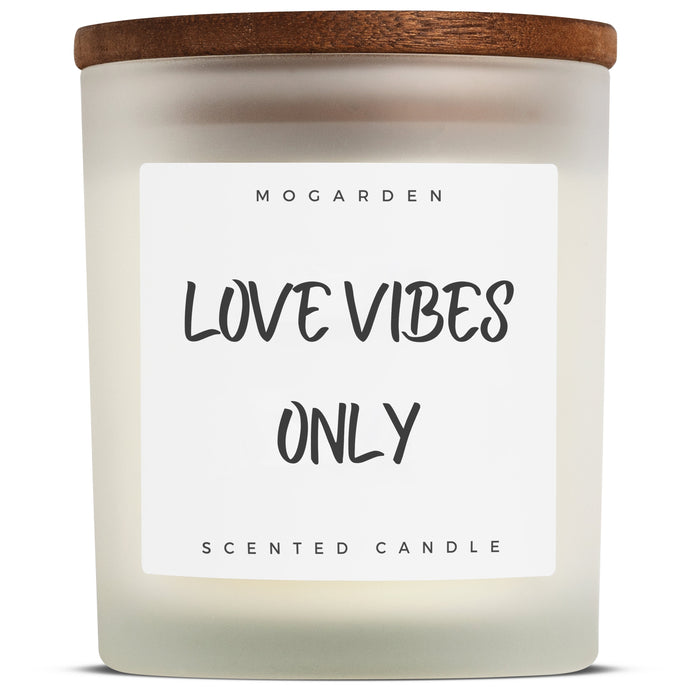 Girlfriend Candle - Luxury Vanilla Soy 220g | Love Gift